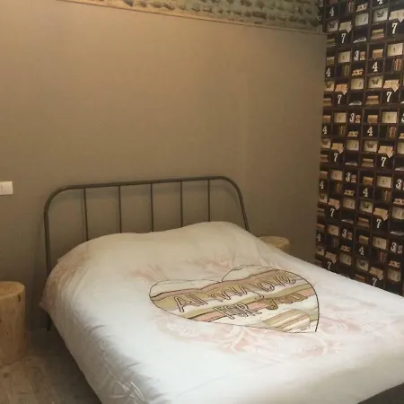 Hotell Domaine Saint Esselin Larreule
