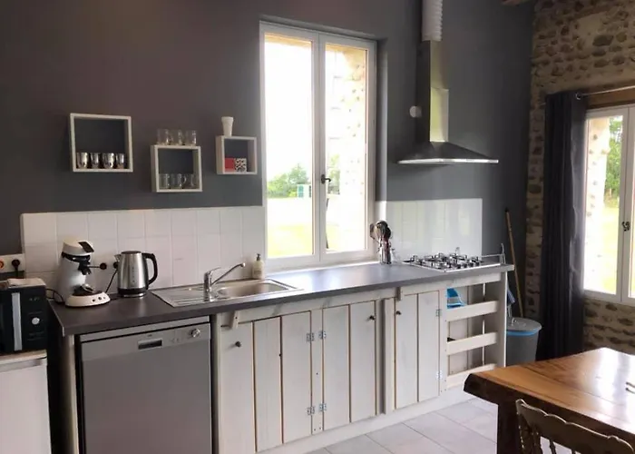 Hotel Domaine Saint Esselin