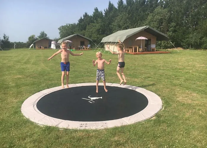 Hotel Domaine Saint Esselin Larreule