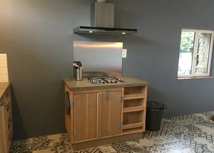 Domaine Saint Esselin Larreule